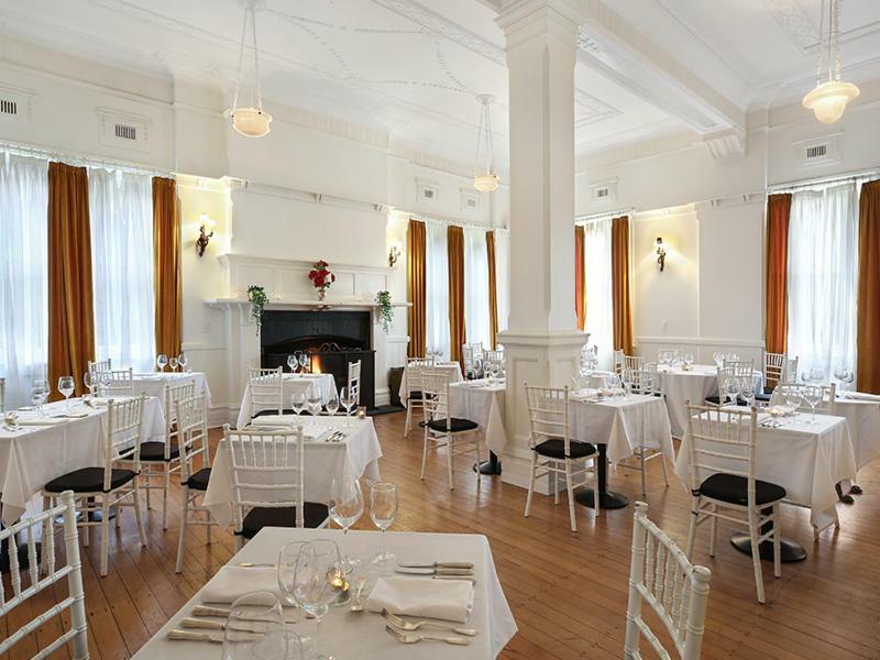 The Robertson Hotel Exterior photo